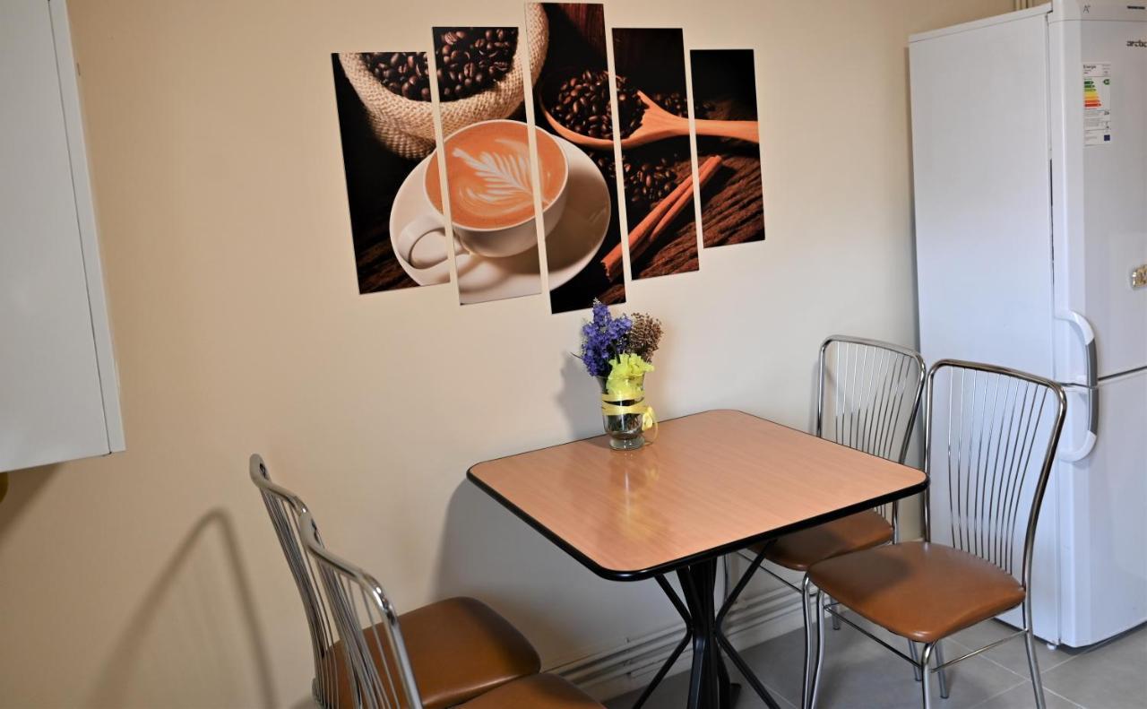Marin Hotel Apartment Braşov Dış mekan fotoğraf